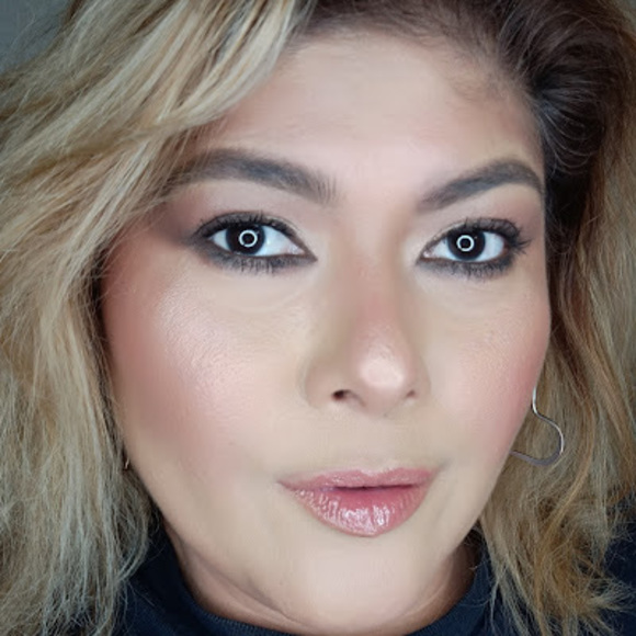 Meet your Posher, Gladys - Picture 1 of 1